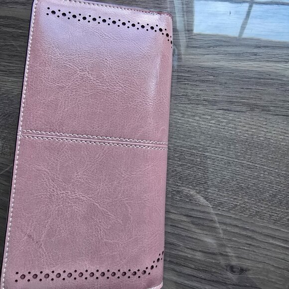 Ladies Pink Credit Card Wallet NEW with Wrist Strap - Picture 3 of 7